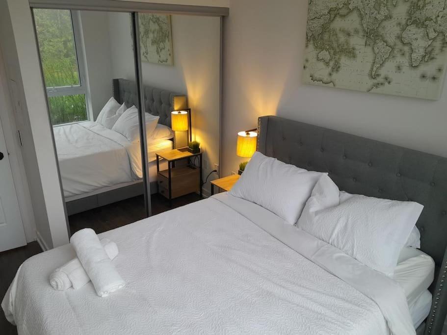 Innisfil Cozy South View Suite Overlooking The Nature Trail מראה חיצוני תמונה