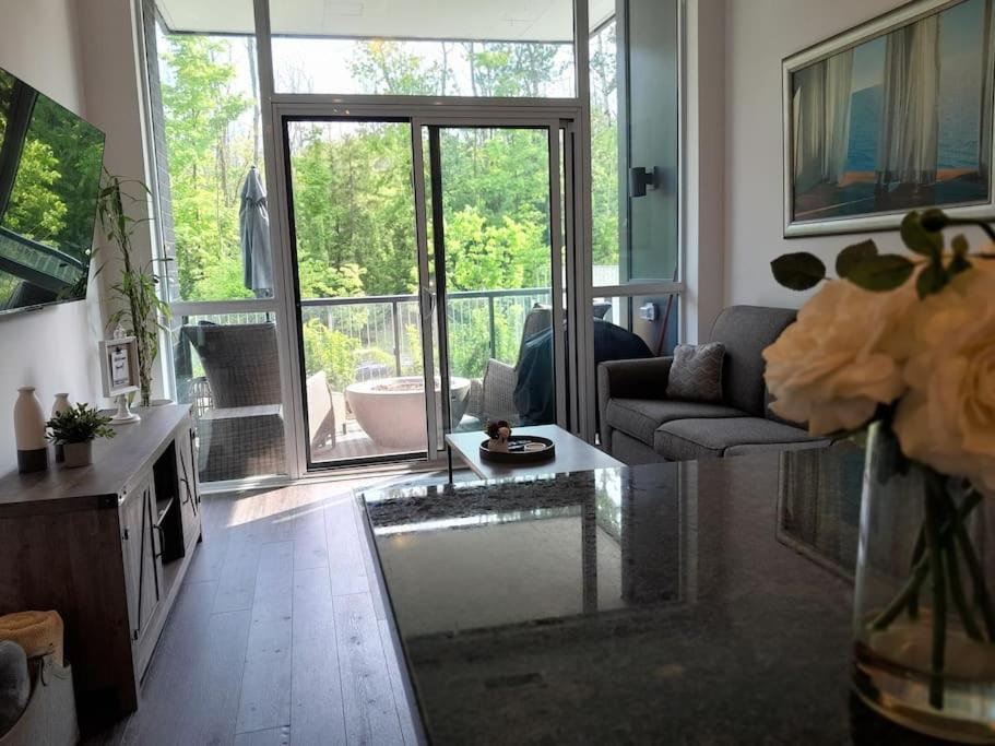 Innisfil Cozy South View Suite Overlooking The Nature Trail מראה חיצוני תמונה